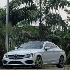 Mercedes-Benz C300 Base 4Matic Sedan AWD (2.0L 4cyl 7A) 2017 White