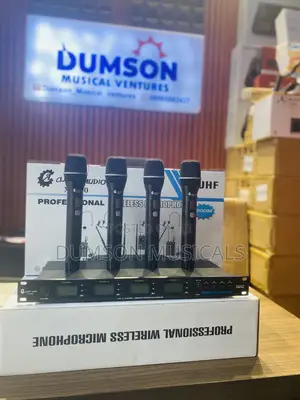 Classic Audio X4040 4in1 Wireless Microphone UHF