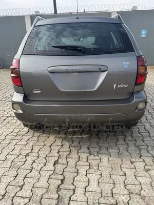Pontiac Vibe AWD 2006 Gray