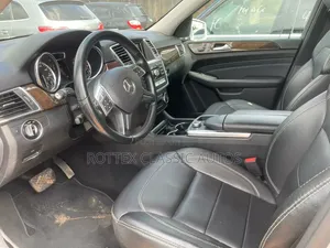 Mercedes-Benz M Class 2012 Silver
