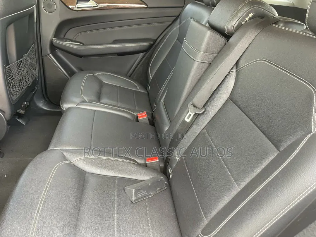 Mercedes-Benz M Class 2012 Silver