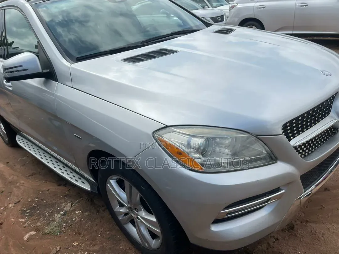 Mercedes-Benz M Class 2012 Silver