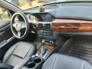 Mercedes-Benz GLK-Class 2010 Black