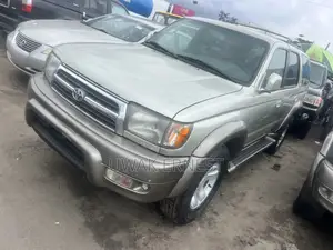 Toyota 4-Runner 2002 Silver