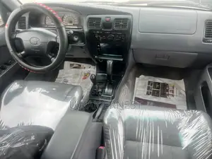 Toyota 4-Runner 2002 Silver