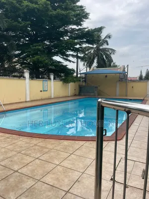 2bdrm Apartment in Lekki Phase One for rent