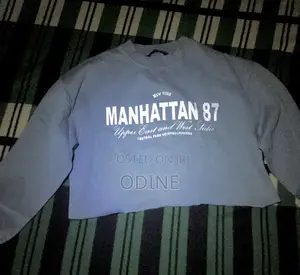 6 PCS of Y2k Sweatshirts