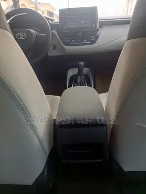 Toyota Corolla XSE (1.8L 4cyl 2A) 2019 Blue