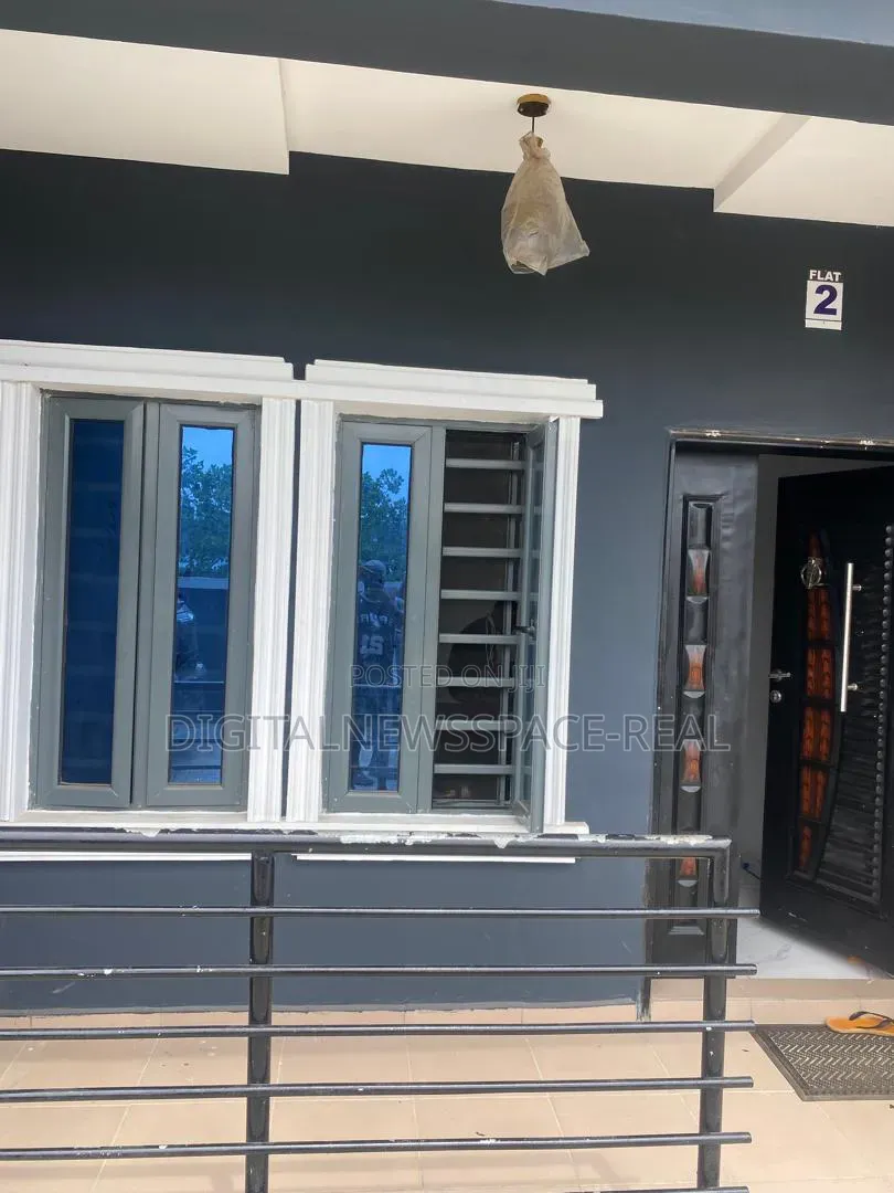 Mini Flat in Lakowe for rent