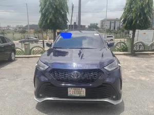 Toyota Highlander 2023