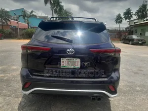 Toyota Highlander 2023