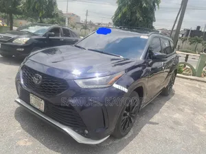 Toyota Highlander 2023