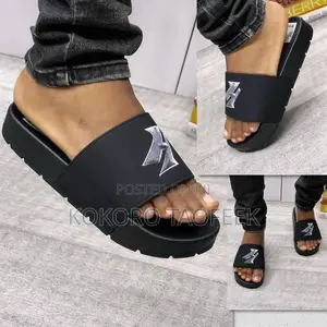 Palm Shoe for Men