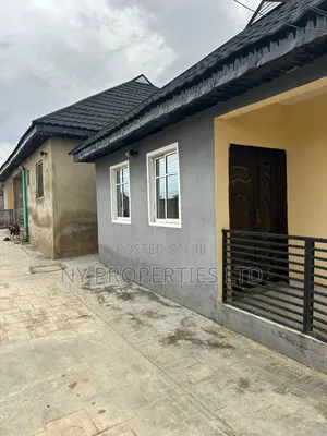 2bdrm Block of Flats in Wisdom Estate, Oluwo for sale