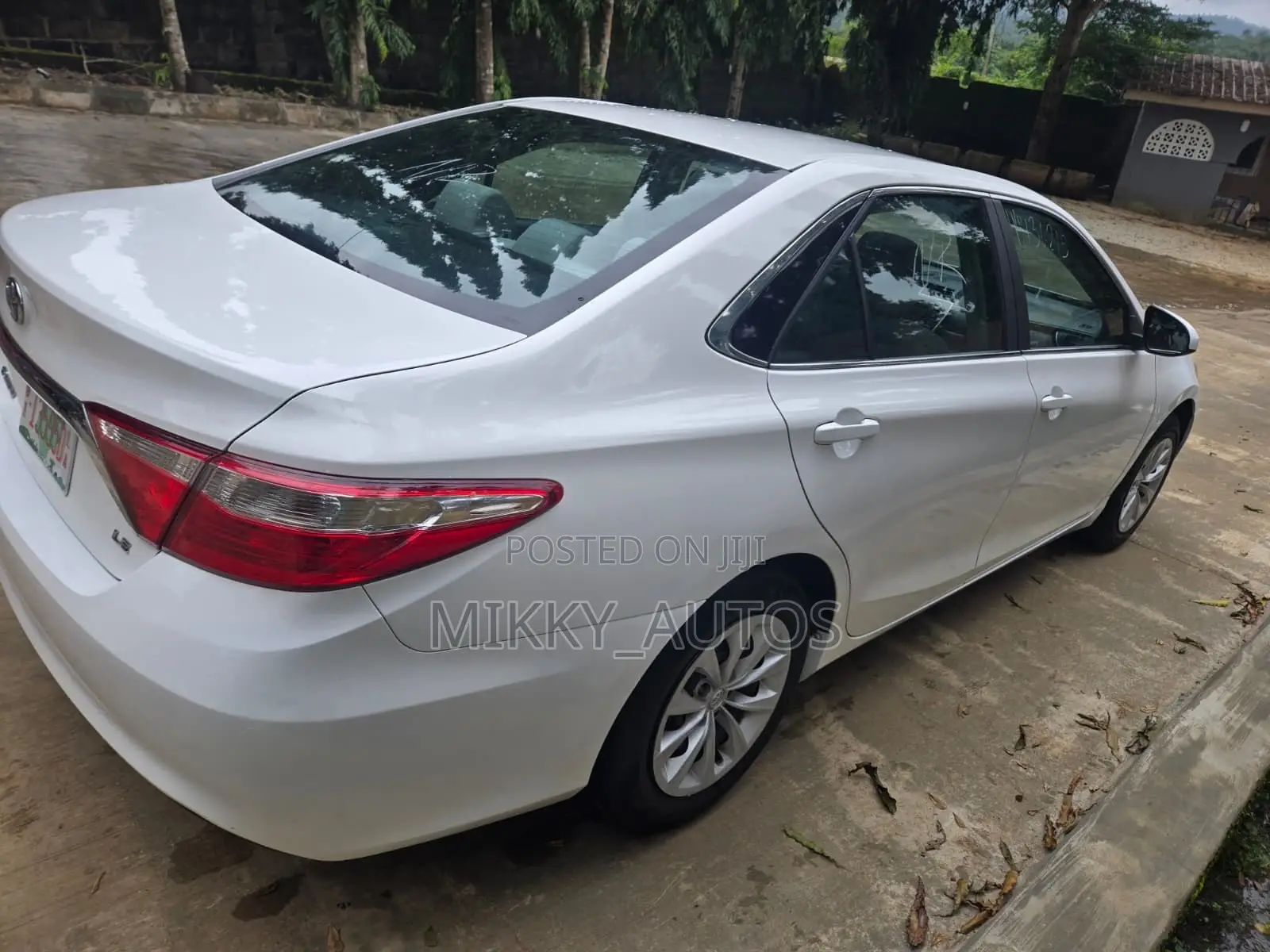 Toyota Camry 2016 White