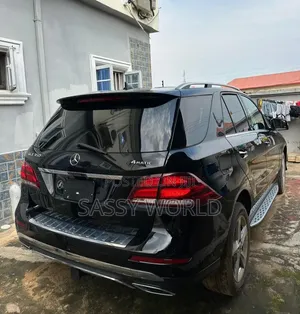 Mercedes-Benz GLE-Class 2018 Black
