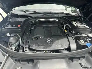 Mercedes-Benz GLK-Class Base GLK 350 4dr AWD 4MATIC (3.5L 6cyl 7A) 2015