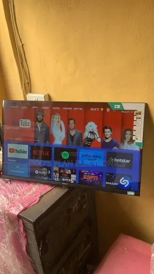 32 Hisense Smart TV