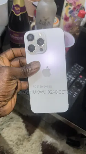 Apple iPhone 16 Pro Max 256 GB White