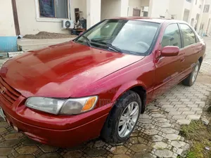 Toyota Camry 2001 Red