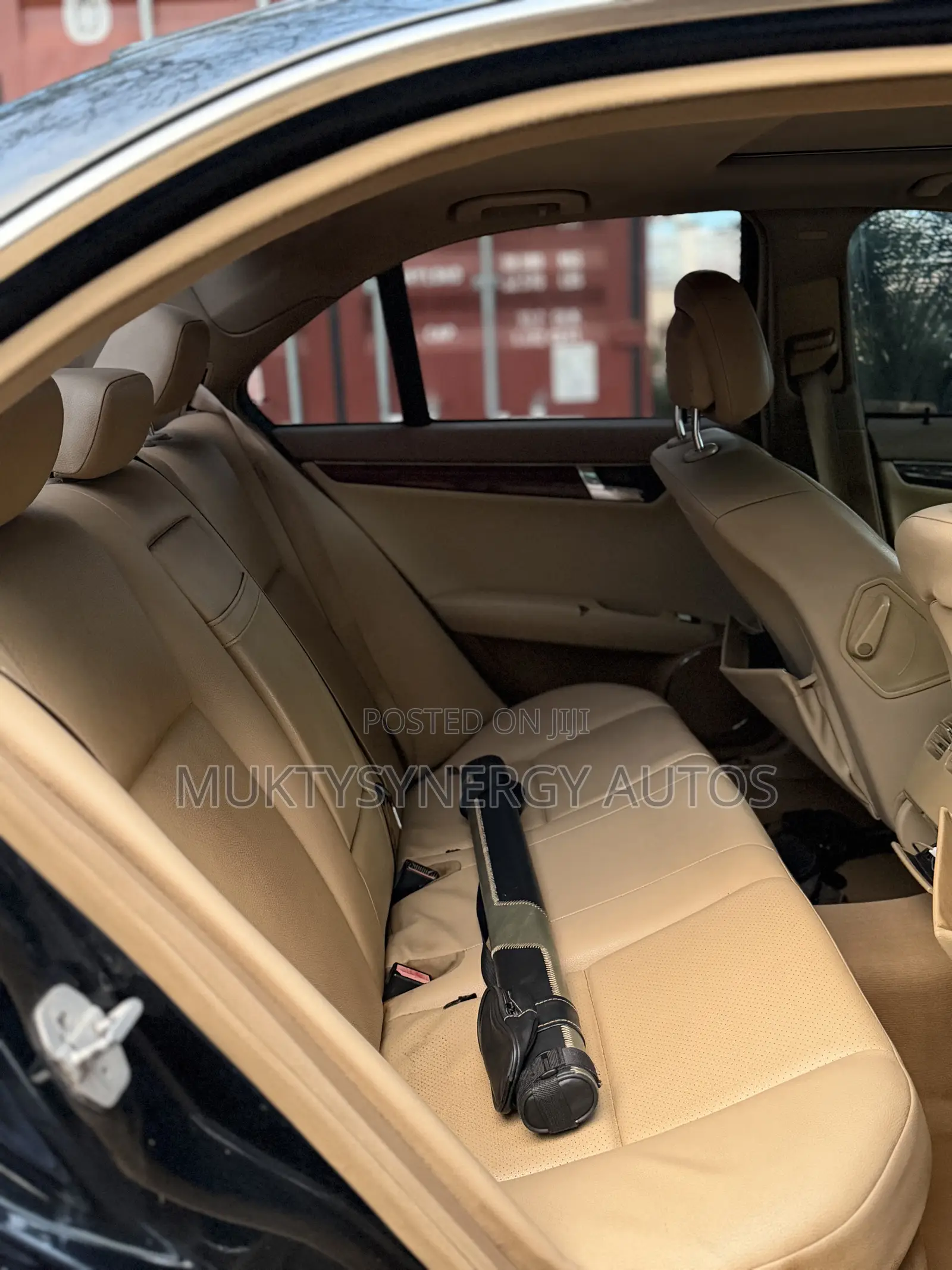Mercedes-Benz C300 2009 Black