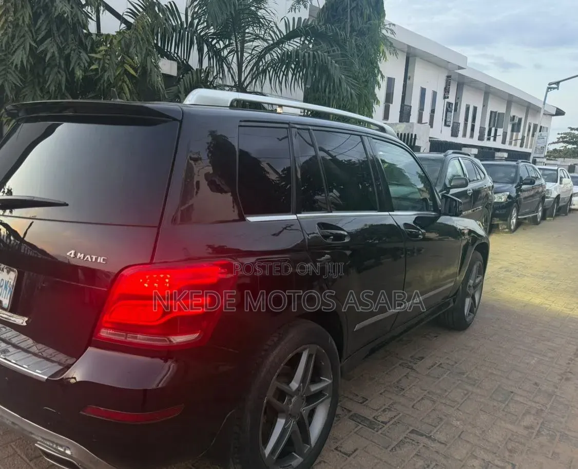 Mercedes-Benz GLK-Class 2011 Black