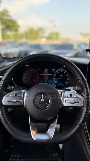 Mercedes-Benz GLC-Class 2022 Black