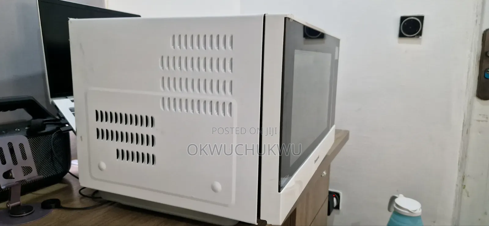 Panasonic 27L Inverter Flatbed Microwave – NN-SF564W
