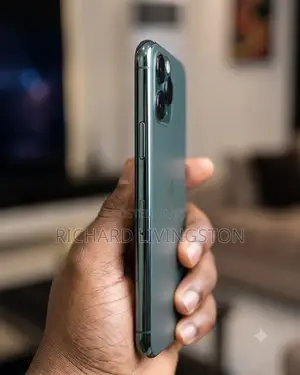 Apple iPhone 11 Pro Max 64 GB Green