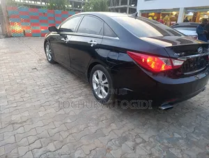 Hyundai Sonata 2013 Black