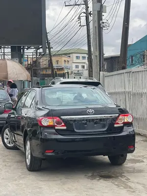 Toyota Corolla 2010 White