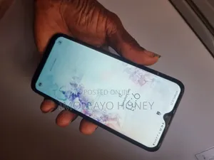 Samsung A10 32 GB Gray