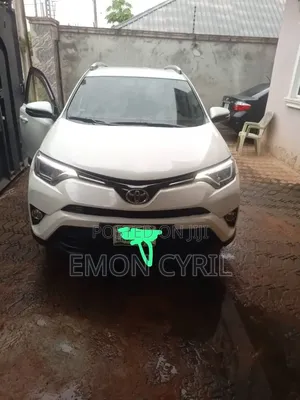 Toyota RAV4 2017 White
