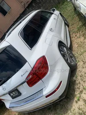 Mercedes-Benz GL-Class 450 2016 White