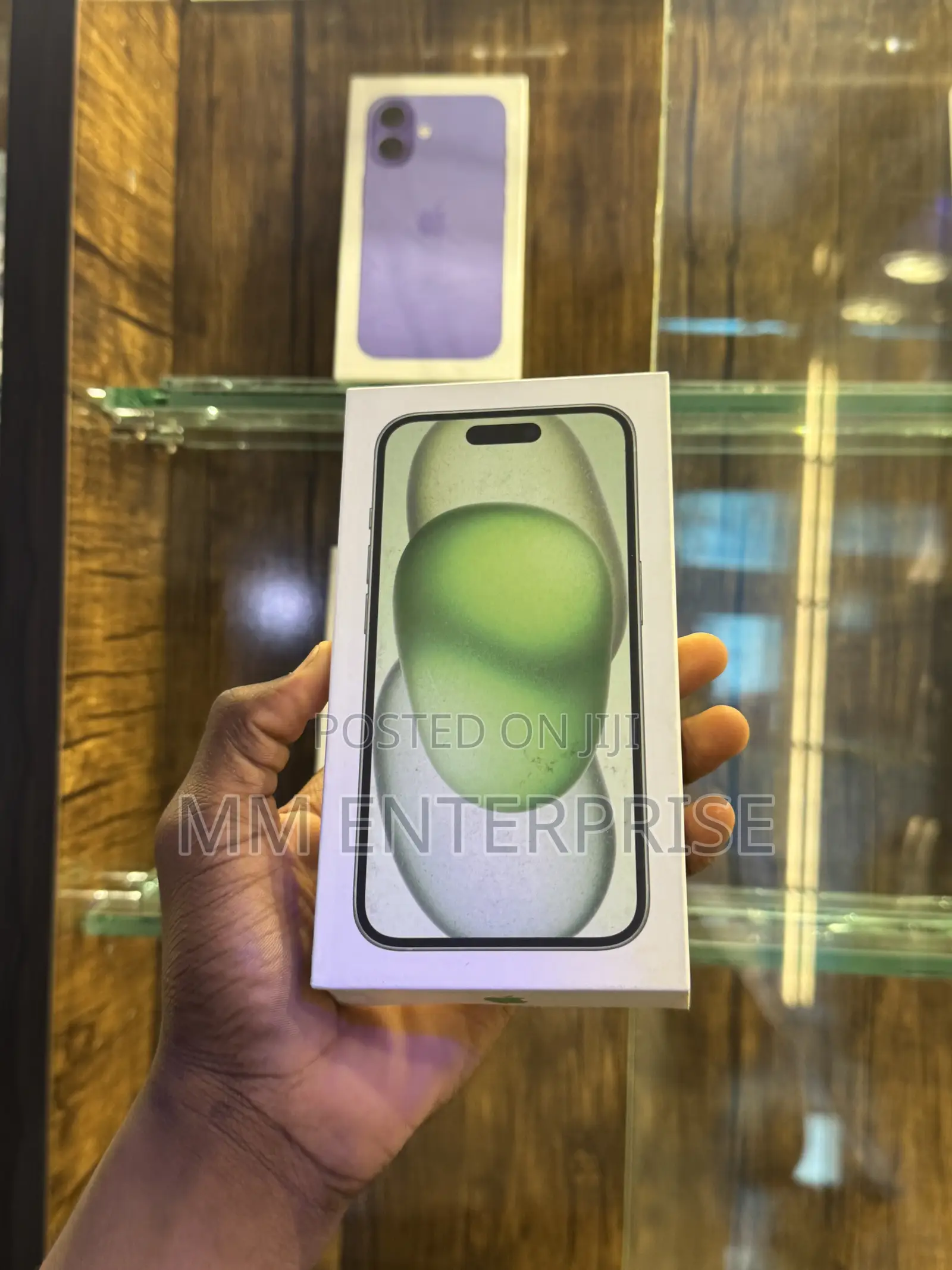 New Apple iPhone 15 128 GB Green