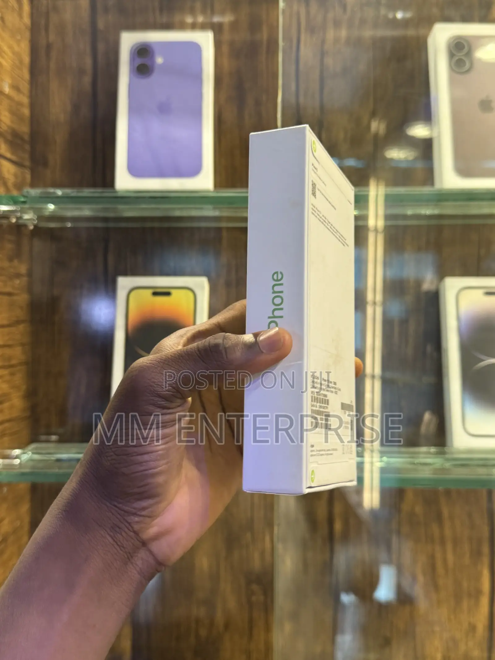 New Apple iPhone 15 128 GB Green