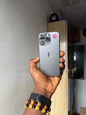 Apple iPhone 15 Pro 128 GB Gray