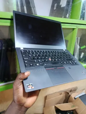 Laptop Lenovo ThinkPad T14 G2 16GB AMD Ryzen 7 SSD 512GB