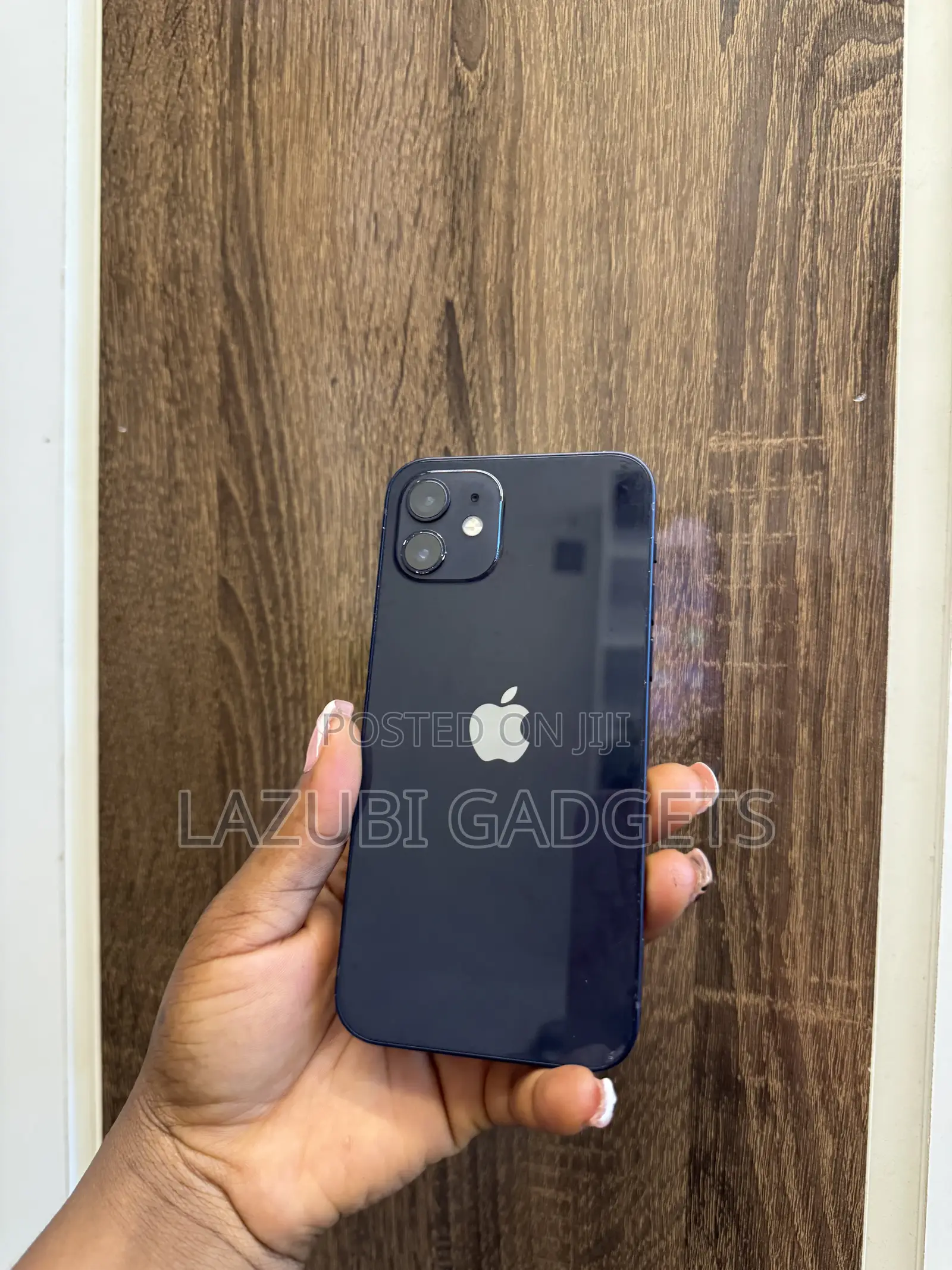 Apple iPhone 12 64 GB Black