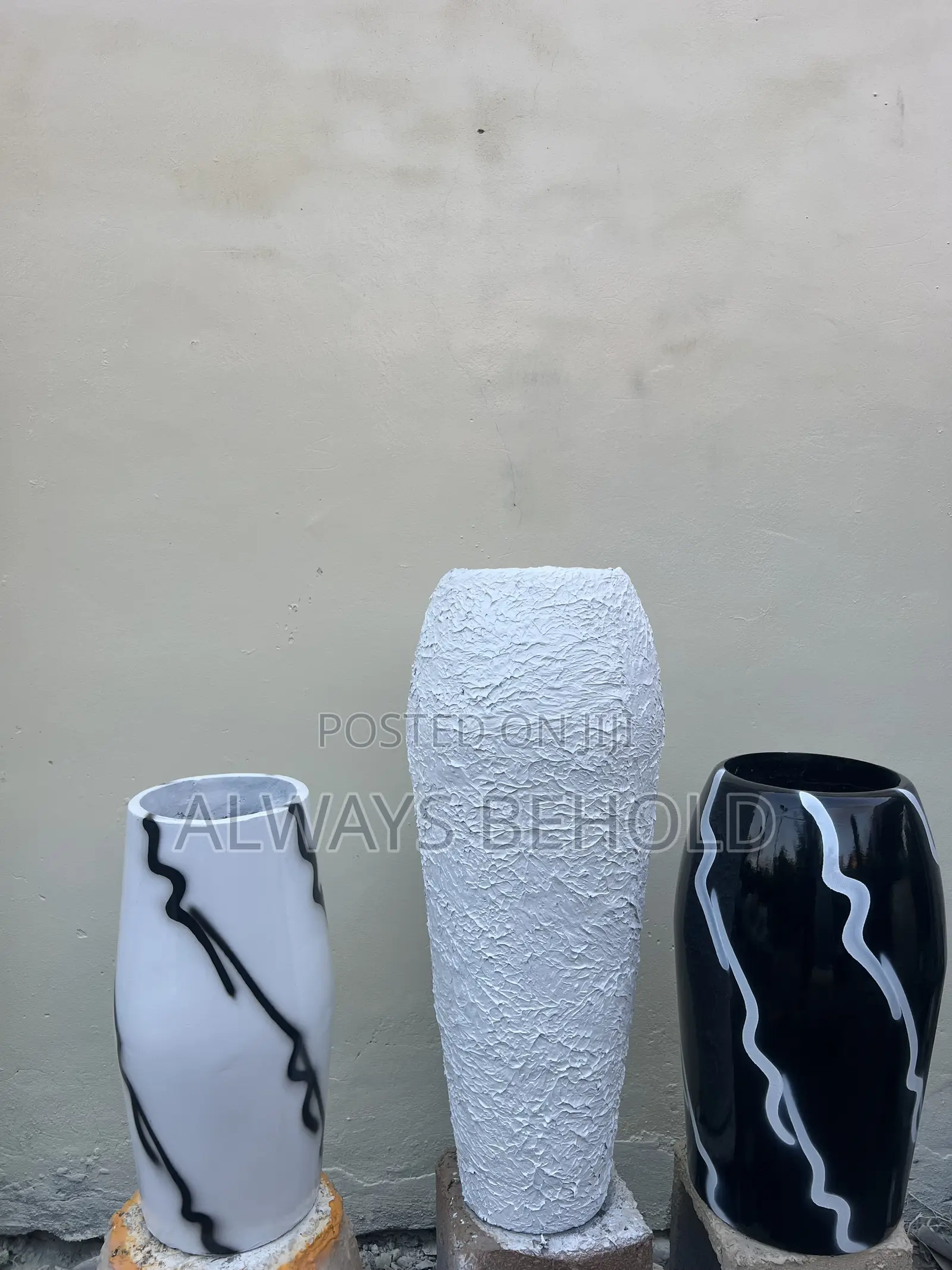 Modern Luxury Trio – Black, White Textured Statement Vases
