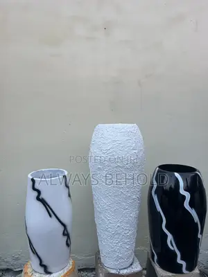 Modern Luxury Trio – Black, White Textured Statement Vases