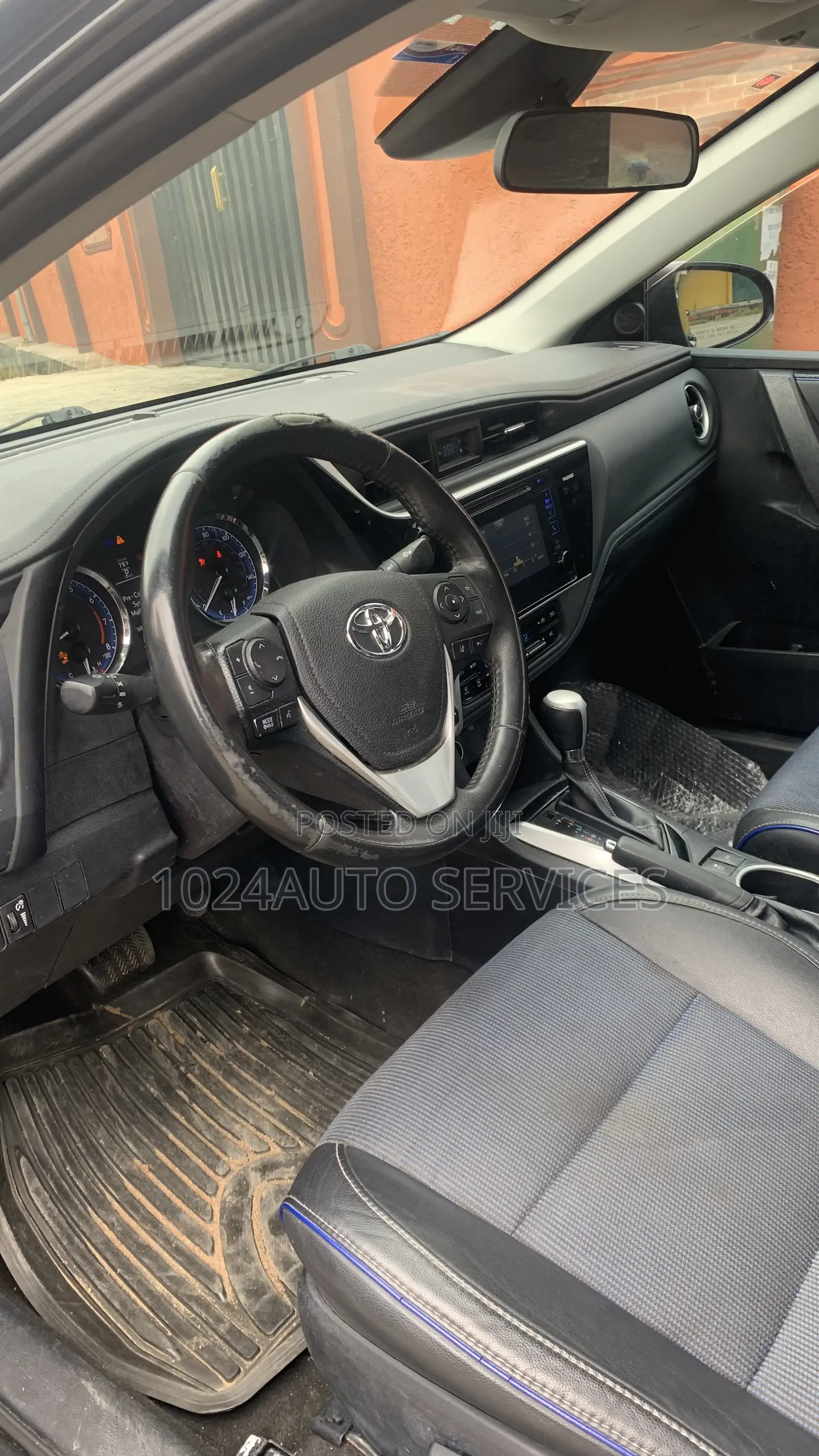 Toyota Corolla 2017 Black