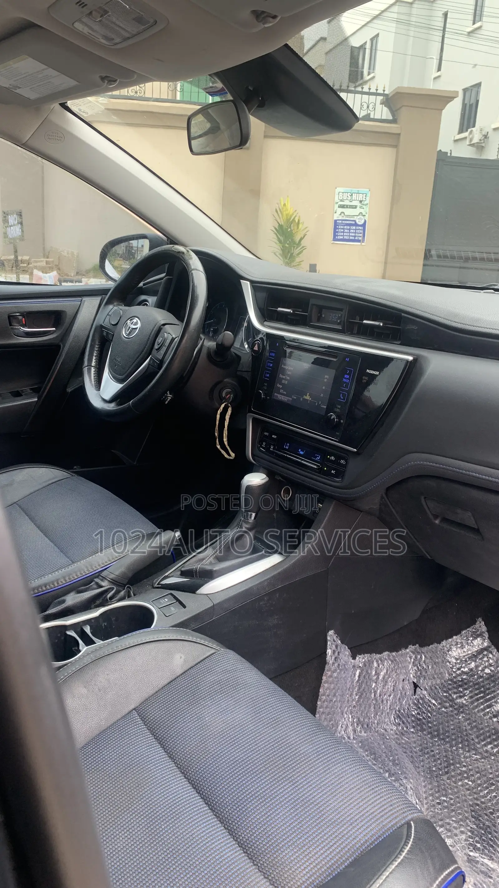 Toyota Corolla 2017 Black