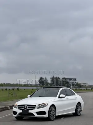 Mercedes-Benz C400 4Matic AWD Sedan (3.0L V6 7A) 2015 White