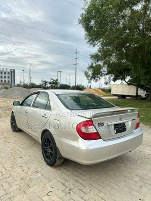 Toyota Camry 2004 Silver