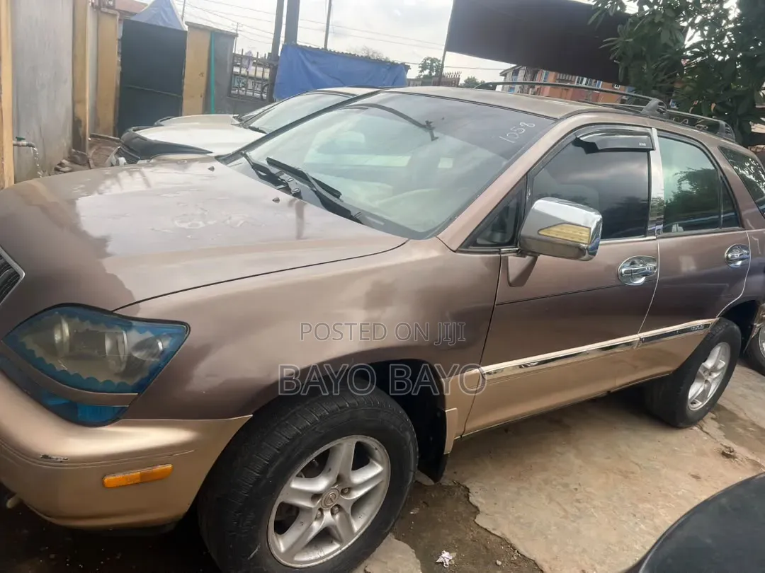 Lexus RX 300 2001 White