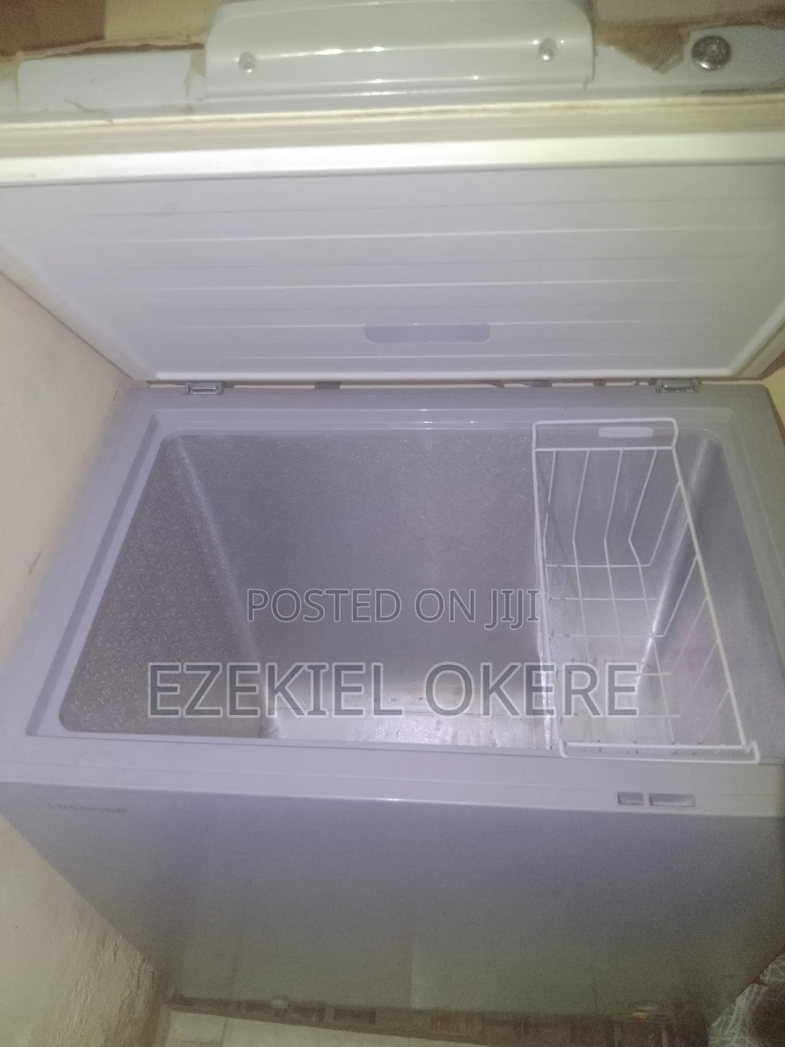 200ltr Hisense Deep Freezer