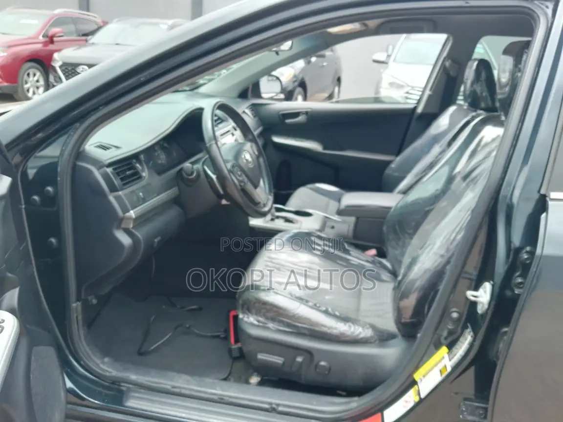 Toyota Camry 2012 Gray