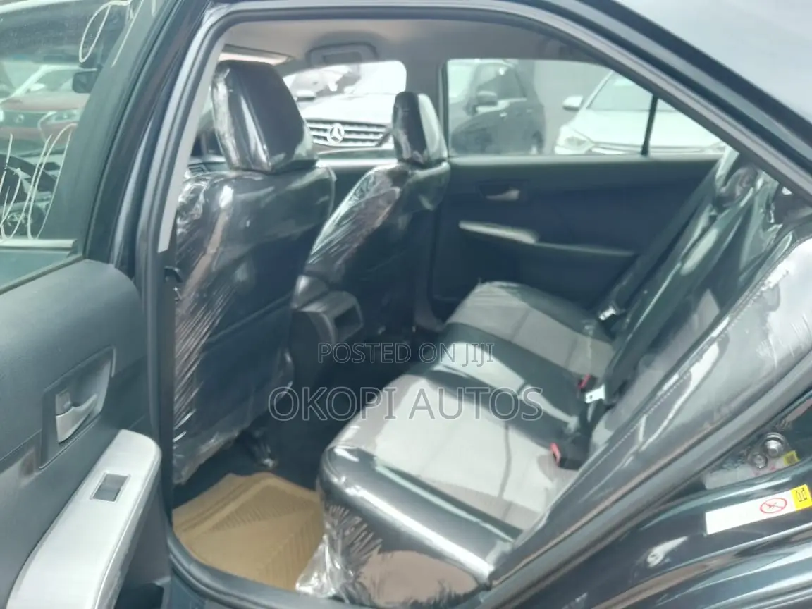 Toyota Camry 2012 Gray