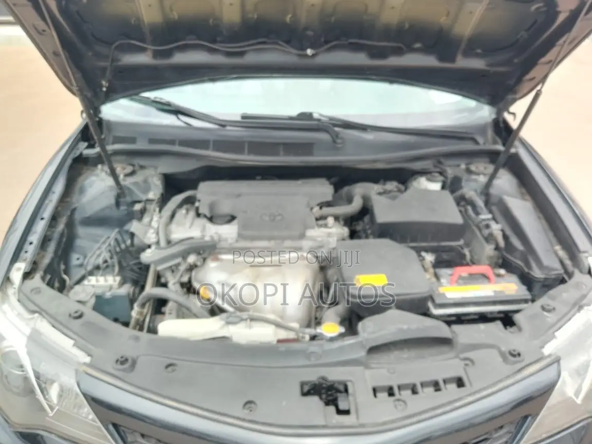 Toyota Camry 2012 Gray